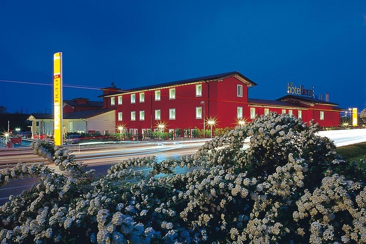 Hotel Fiera Di Brescia Eksteriør billede
