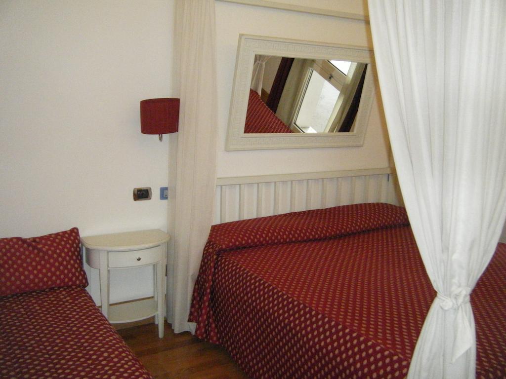 Hotel Fiera Di Brescia Eksteriør billede